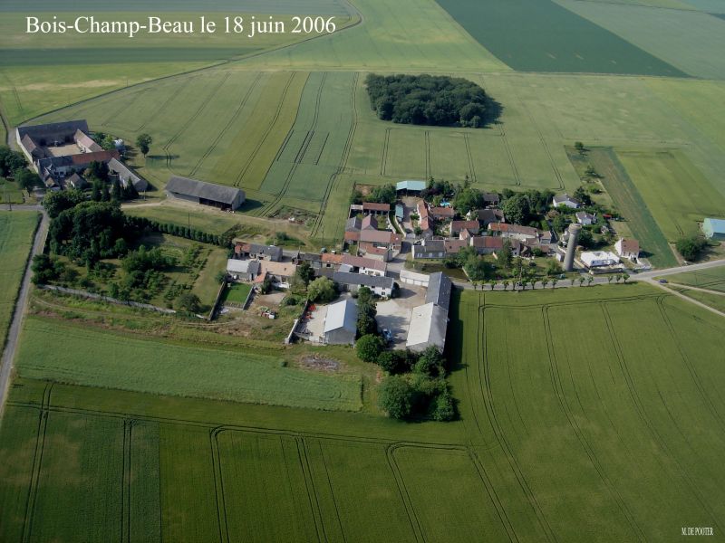 AbbevilleLaRiviere-BoisChampBeau2006-06-18-01